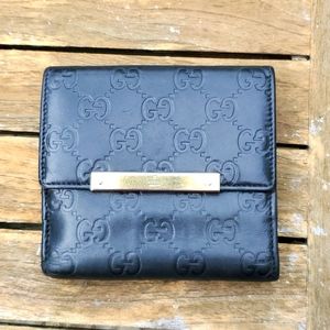 Gucci Black Leather Guccissima Compact Wallet Logo